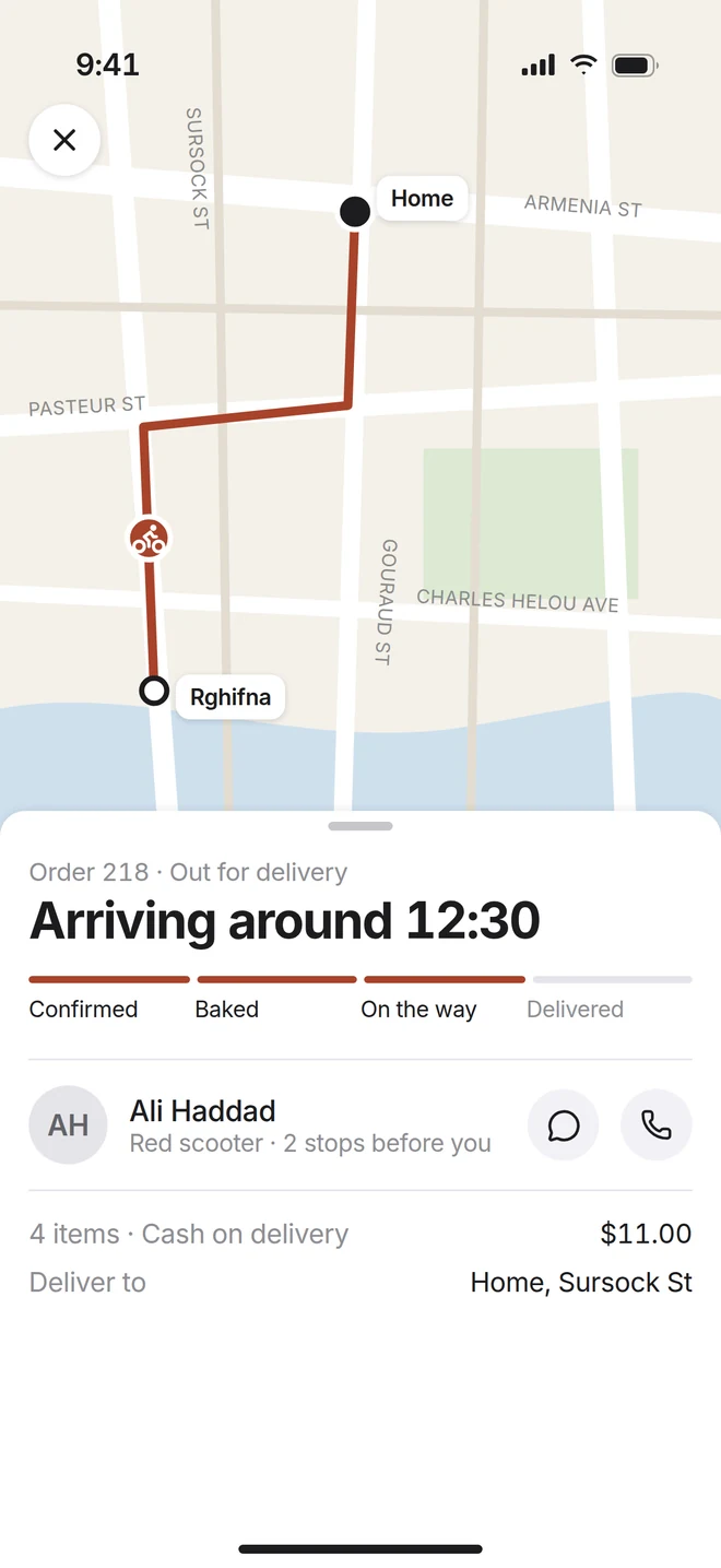 Live tracking with the driver and order steps.